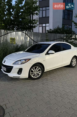 Седан Mazda 3 2011 в 