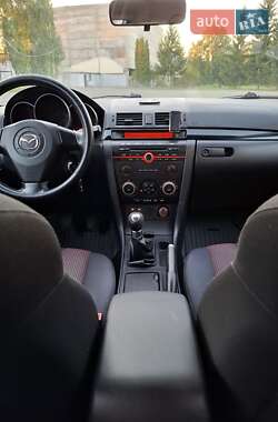 Хэтчбек Mazda 3 2006 в 