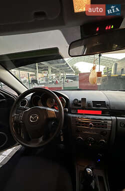 Хэтчбек Mazda 3 2007 в 
