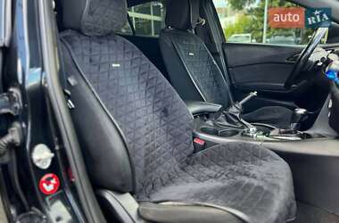 Хэтчбек Mazda 3 2014 в 
