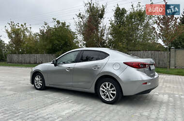 Седан Mazda 3 2013 в 