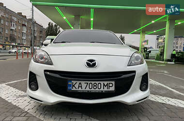 Седан Mazda 3 2011 в 