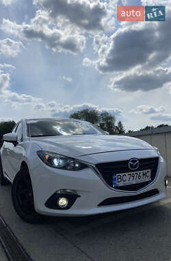 Хэтчбек Mazda 3 2016 в Львове