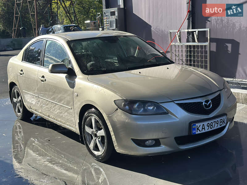 Седан Mazda 3 2005 в Киеве