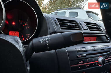 Седан Mazda 3 2005 в 