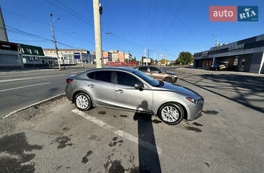 Седан Mazda 3 2014 в 