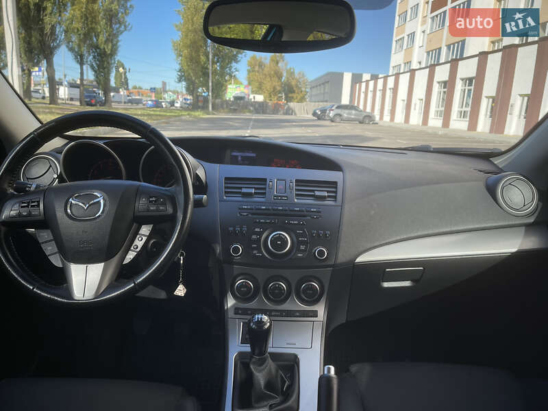 Хетчбек Mazda 3 2009 в Києві фото 33 Хетчбек Mazda 3 2009 в Києві