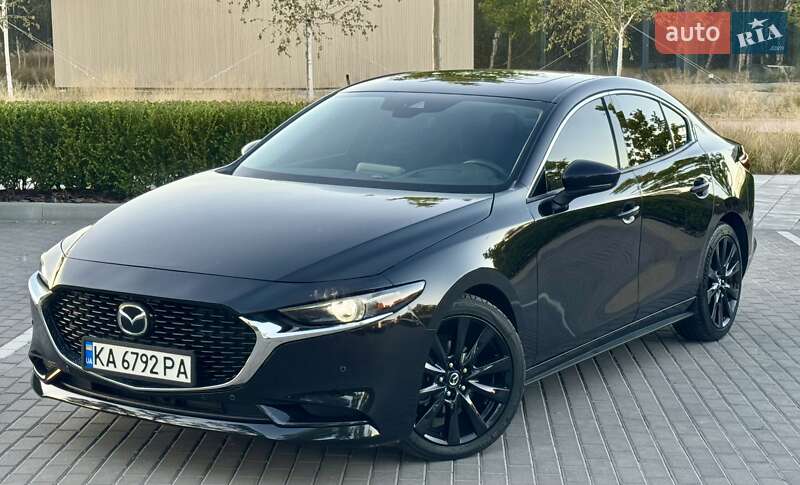 Седан Mazda 3 2019 в Киеве