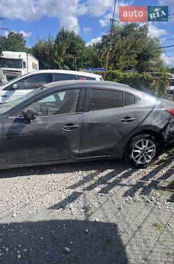 Седан Mazda 3 2013 в 