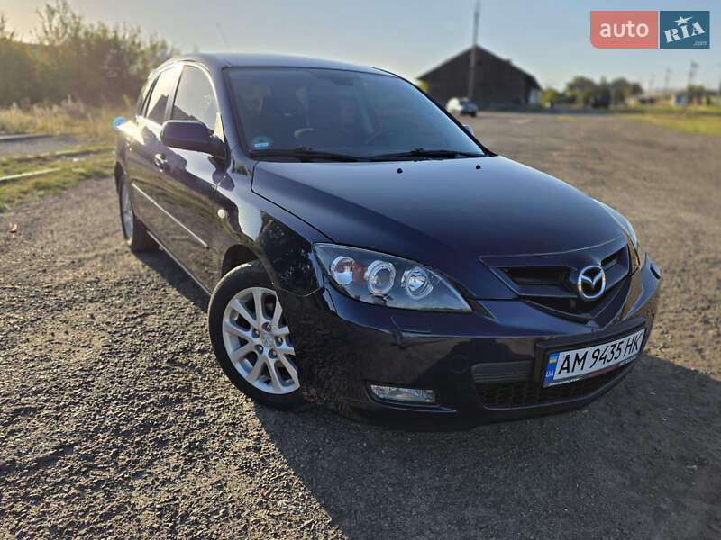 Хэтчбек Mazda 3 2008 в Житомире