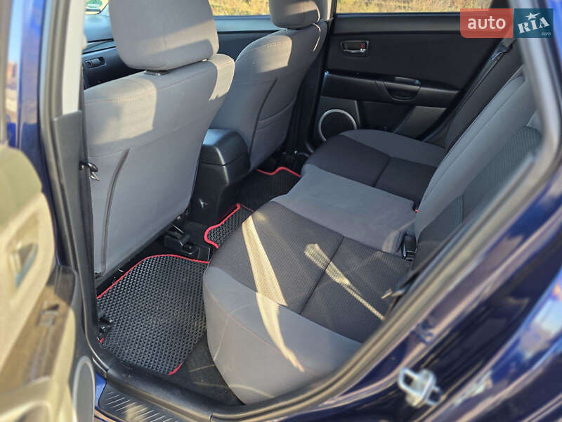Хэтчбек Mazda 3 2008 в Житомире