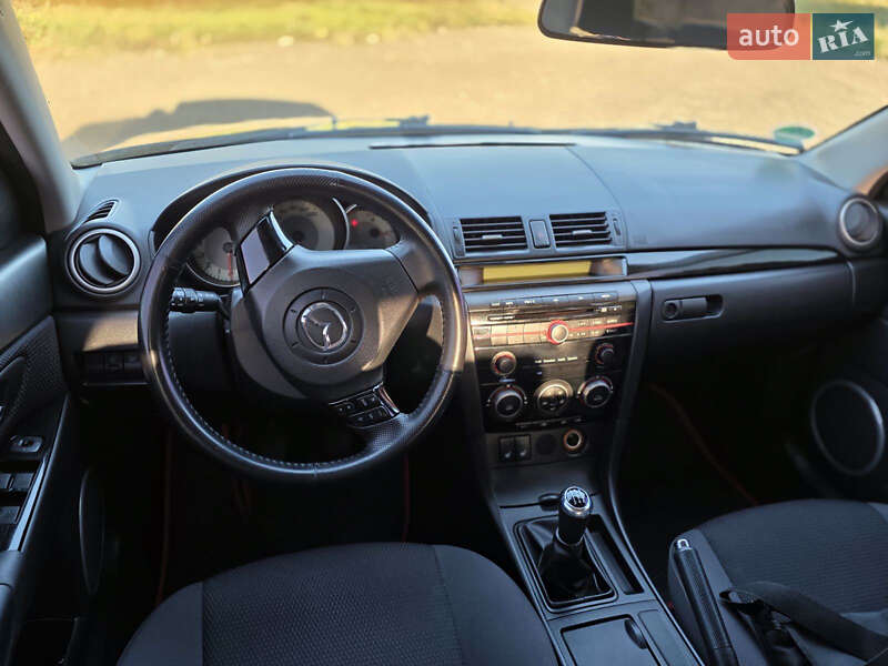 Хэтчбек Mazda 3 2008 в Житомире