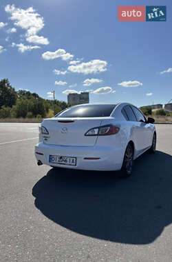 Седан Mazda 3 2011 в 
