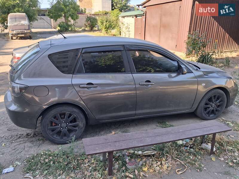 Хэтчбек Mazda 3 2007 в Николаеве