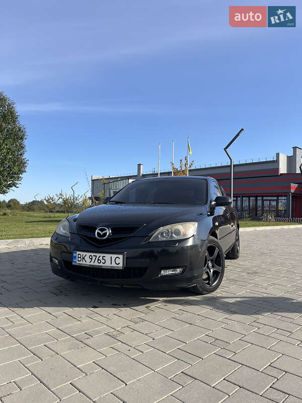 Хэтчбек Mazda 3 2008 в Здолбунове