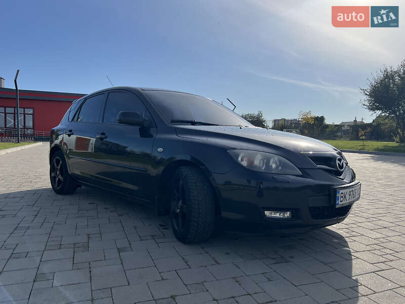 Хетчбек Mazda 3 2008 в Здолбуніві