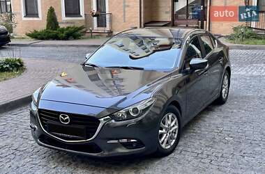 Седан Mazda 3 2017 в Києві