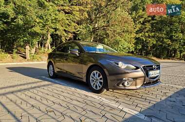 Седан Mazda 3 2016 в 