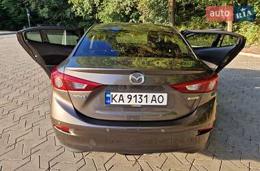 Седан Mazda 3 2016 в 