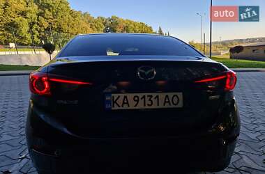Седан Mazda 3 2016 в 