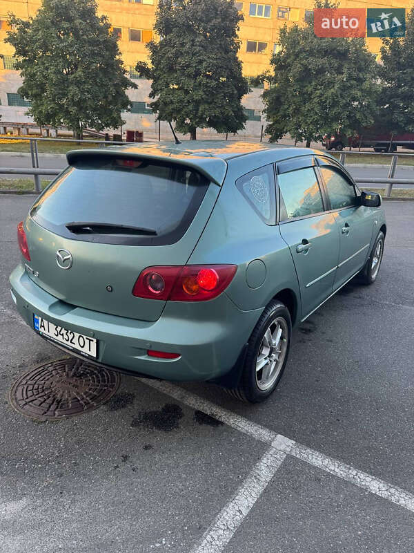 Хэтчбек Mazda 3 2004 в Киеве