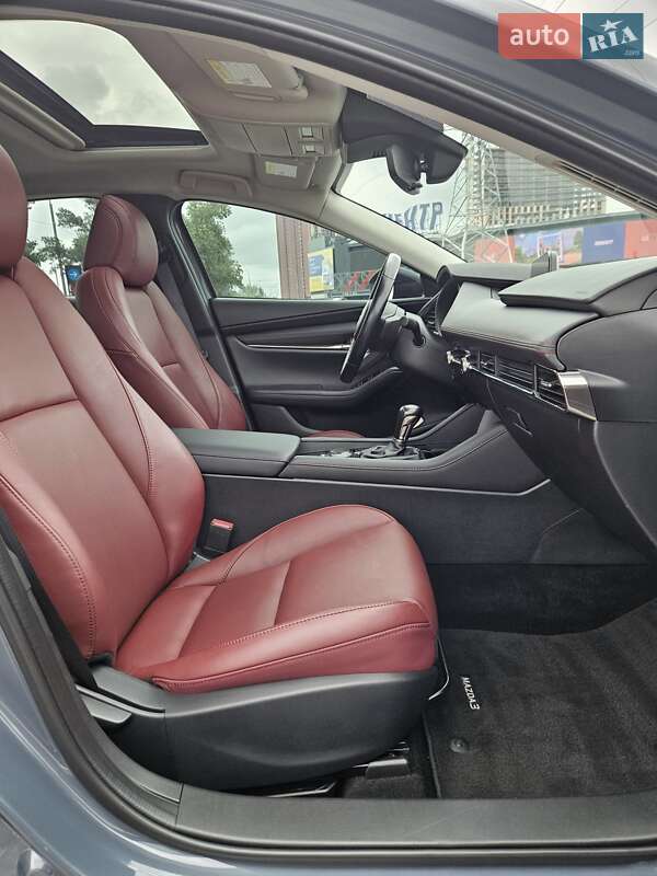 Седан Mazda 3 2023 в Киеве фото 18 Седан Mazda 3 2023 в Киеве