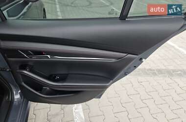Седан Mazda 3 2023 в Киеве