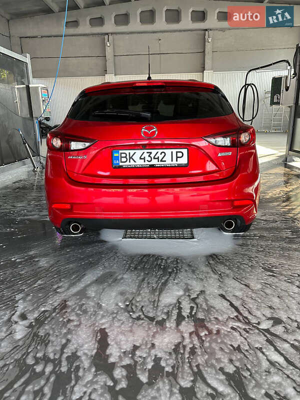 Хэтчбек Mazda 3 2017 в Ровно фото 25 Хэтчбек Mazda 3 2017 в Ровно