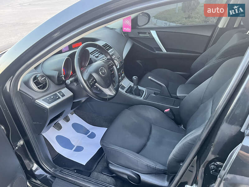 Хэтчбек Mazda 3 2010 в Полтаве фото 24 Хэтчбек Mazda 3 2010 в Полтаве