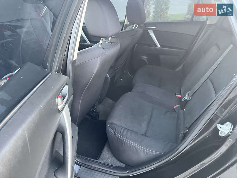 Хэтчбек Mazda 3 2010 в Полтаве фото 30 Хэтчбек Mazda 3 2010 в Полтаве