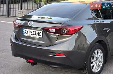Седан Mazda 3 2017 в 