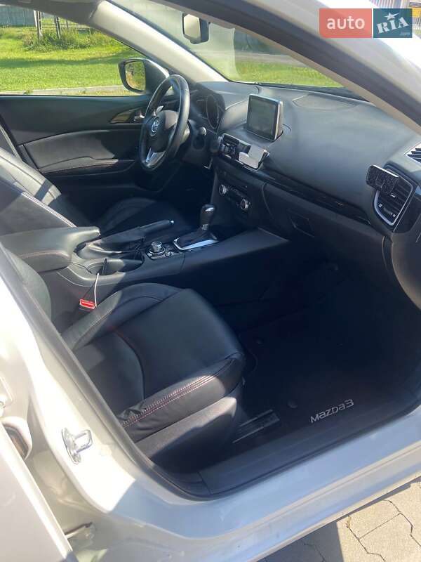 Седан Mazda 3 2016 в Львове фото 17 Седан Mazda 3 2016 в Львове