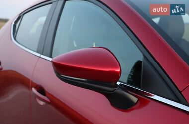 Хэтчбек Mazda 3 2024 в 