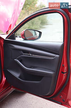 Хэтчбек Mazda 3 2024 в 