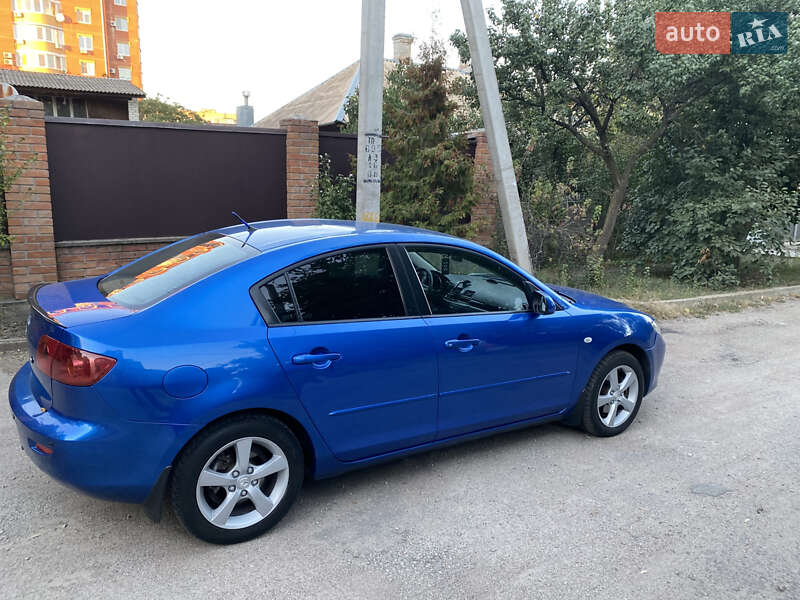 Седан Mazda 3 2005 в Кропивницком