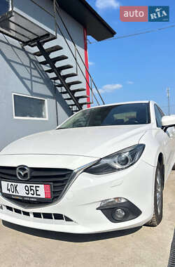 Седан Mazda 3 2014 в 