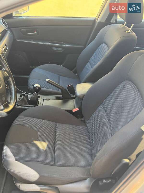 Хэтчбек Mazda 3 2005 в Полтаве