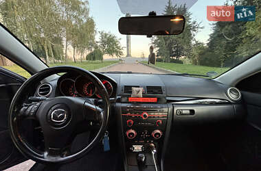 Хэтчбек Mazda 3 2005 в 