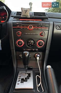 Хэтчбек Mazda 3 2005 в 