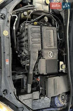 Хэтчбек Mazda 3 2005 в 