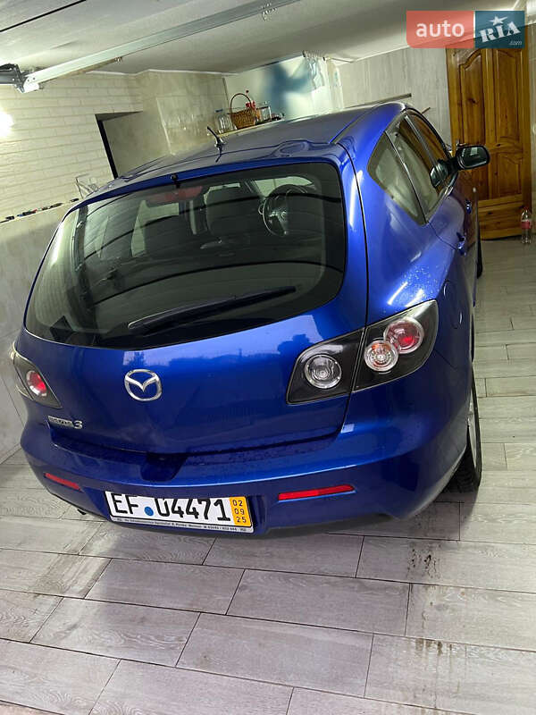 Седан Mazda 3 2009 в Луцке