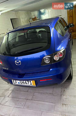 Седан Mazda 3 2009 в 
