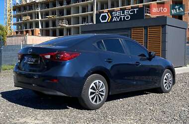 Седан Mazda 3 2016 в 