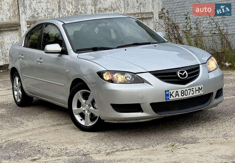 Седан Mazda 3 2006 в Киеве