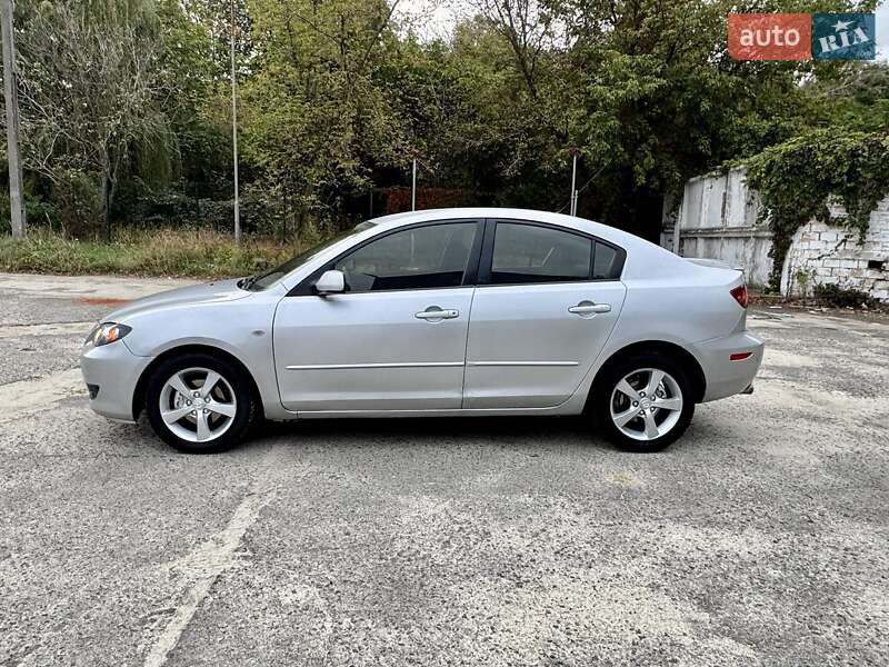 Седан Mazda 3 2006 в Киеве