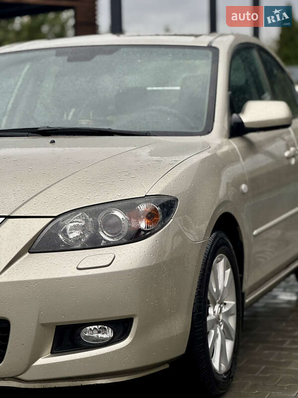 Седан Mazda 3 2007 в Виннице