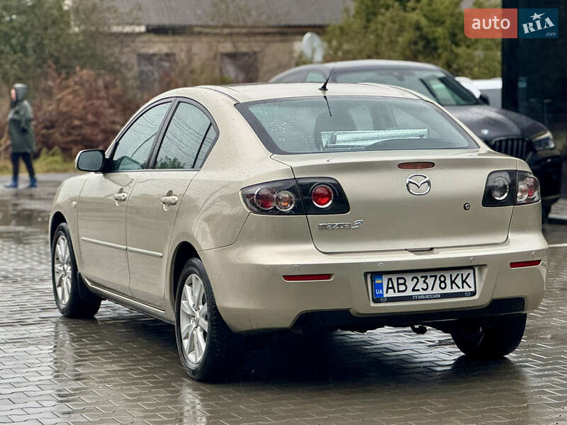 Седан Mazda 3 2007 в Виннице
