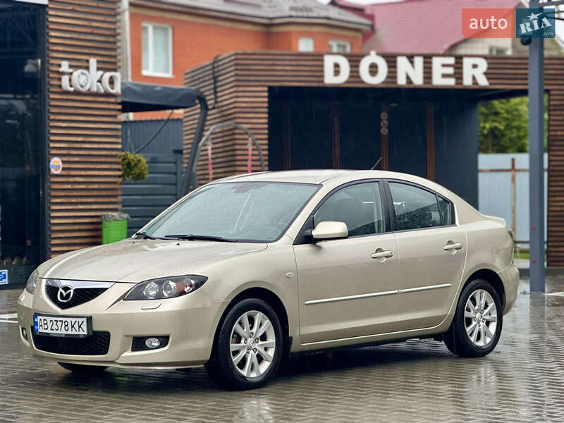 Седан Mazda 3 2007 в Виннице