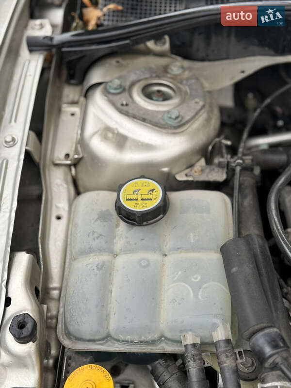 Седан Mazda 3 2007 в Виннице