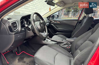 Седан Mazda 3 2015 в 